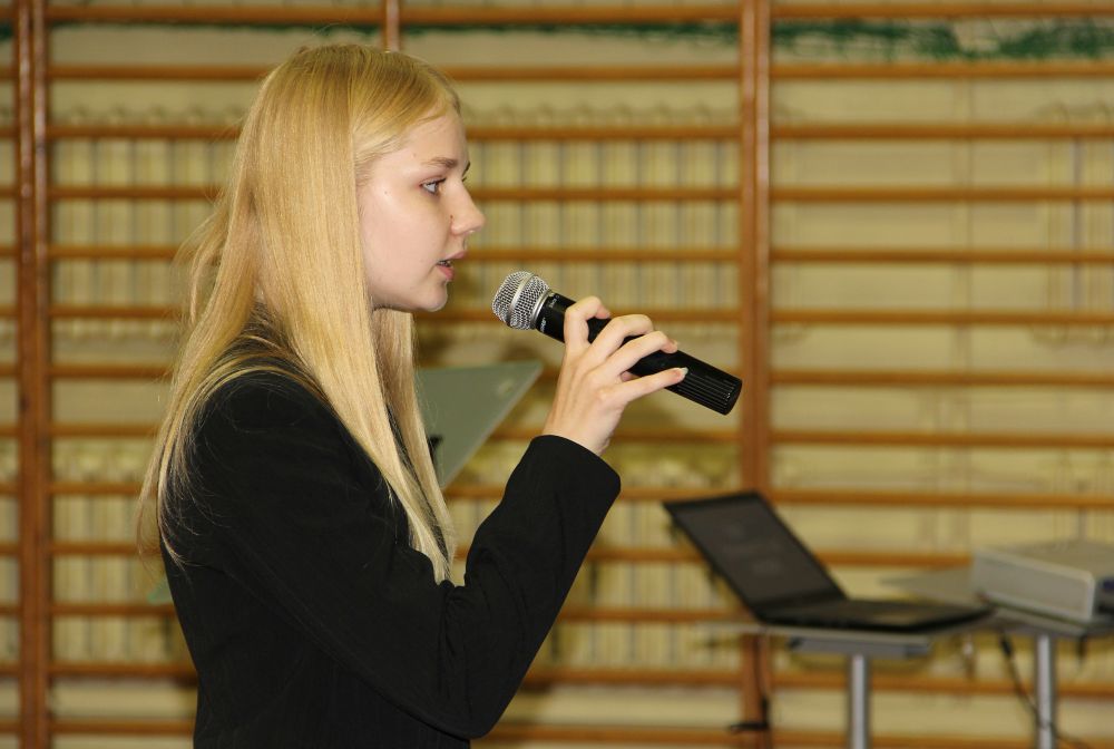 Maria Rełkowska śpiewa