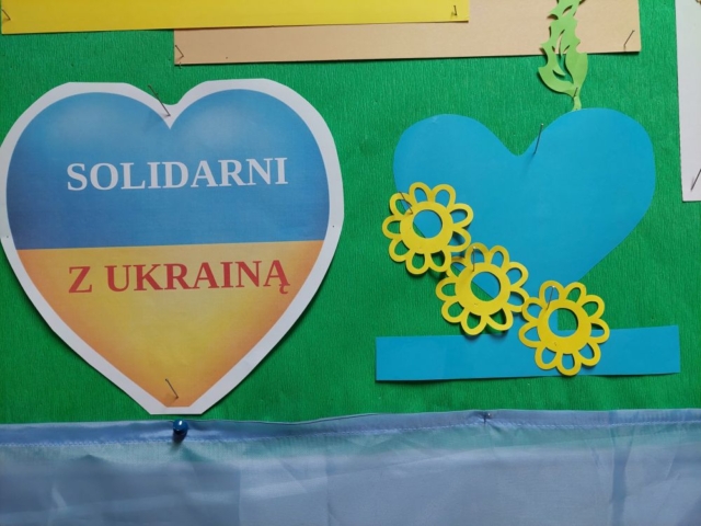 Serca symbolizujące flagę Ukrainy.